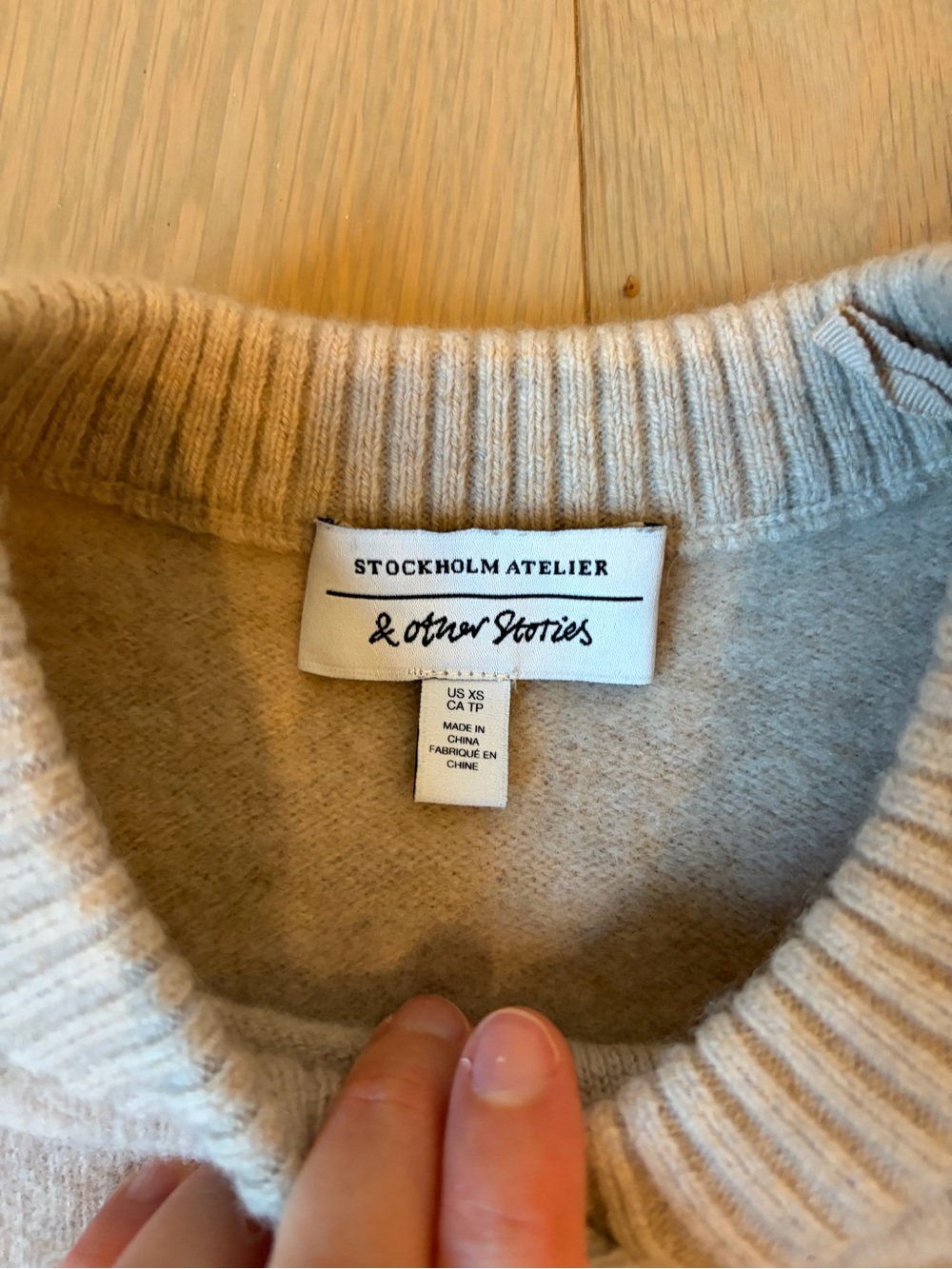 & other stories 100% lama cropped sweater - Picture 2 of 3